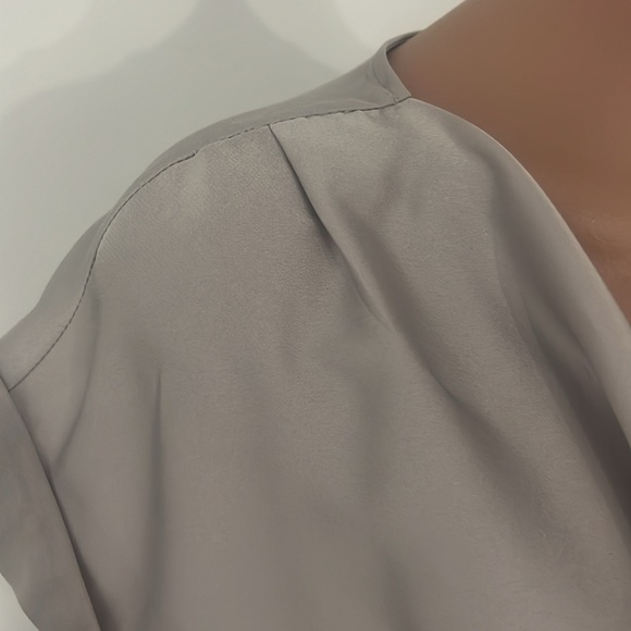 EXPRESS COWEL NECK GREY SILVER SATUN BLOUSE - Picture 6 of 7